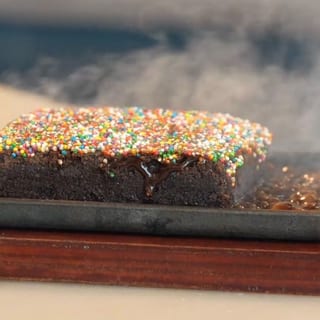 Dot Brownie Sizzler w/Ice Cream